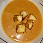 Karotten-Kokos-Suppe mit Süßkartoffeln